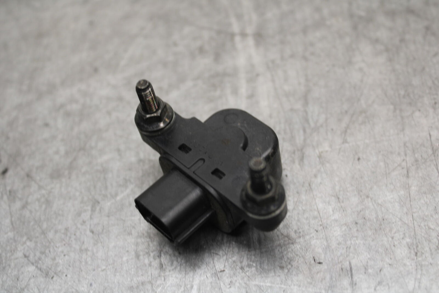 13-18 KAWASAKI NINJA ZX6R TIP OVER BANK ANGLE CRASH SENSOR  21176-0026 BB666