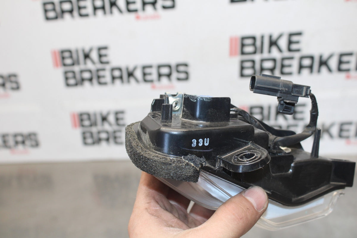 23-24 YAMAHA MT-07 FRONT RIGHT HEADLIGHT HEAD LIGHT LAMP BB927