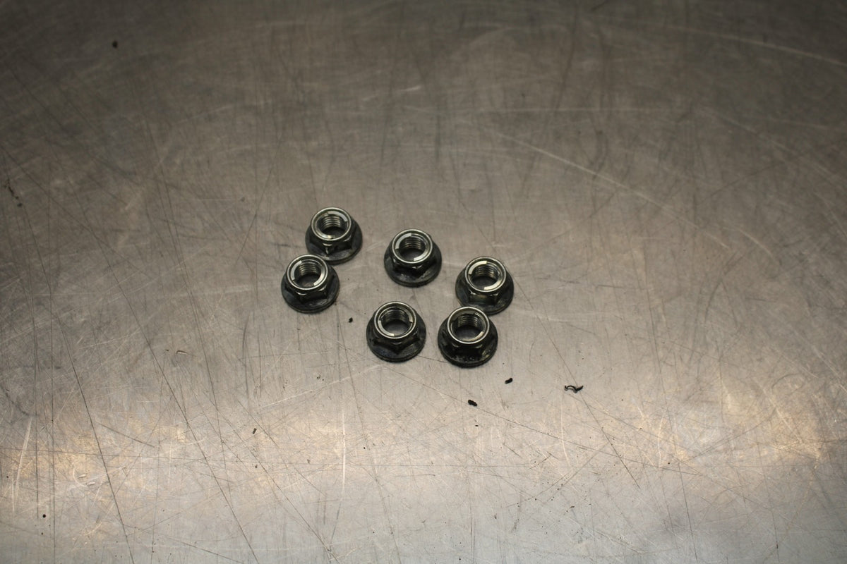 22-25 YAMAHA YZF R7 REAR BACK SPROCKET HUB BB850