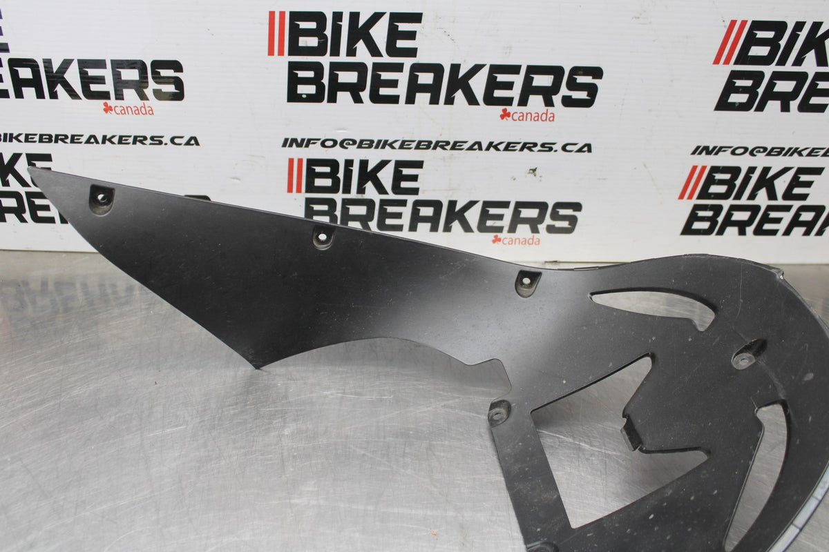 11-15 KAWASAKI NINJA ZX10R LOWER FRONT UPPER INNER HEADLIGHT COWL FAIRING  BB840