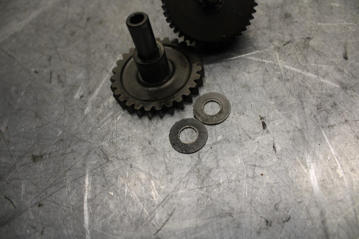 1998 Suzuki TL1000S ENGINE MOTOR IDLER IDLING GEAR BB508