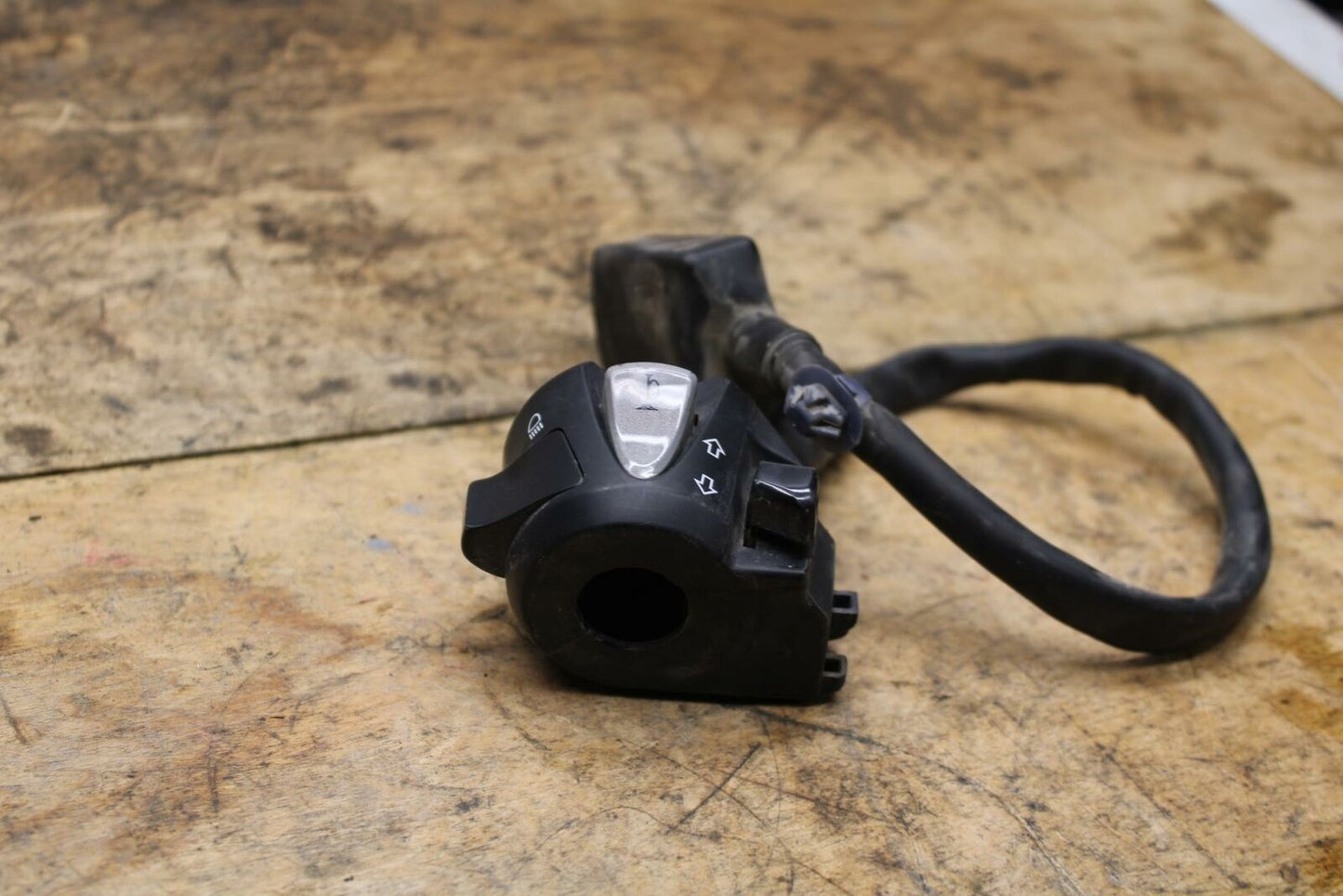 16-18 HONDA CBR500R LEFT CLIP ON HANDLE HORN SIGNALS SWITCH SWITCHES BB345