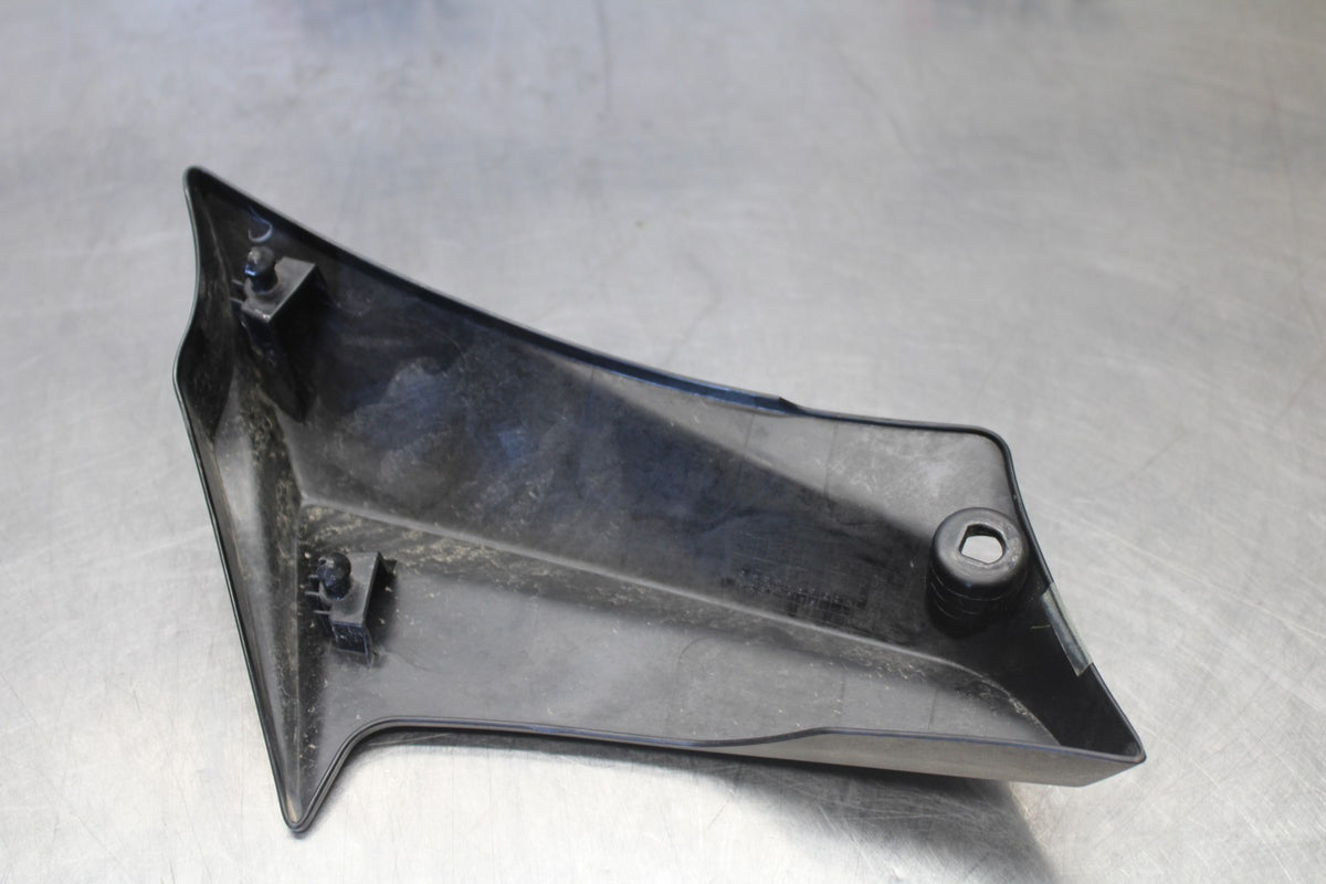 18 SUZUKI GSXR750 LEFT FRAME SIDE COVER COWL PANEL TRIM BB891