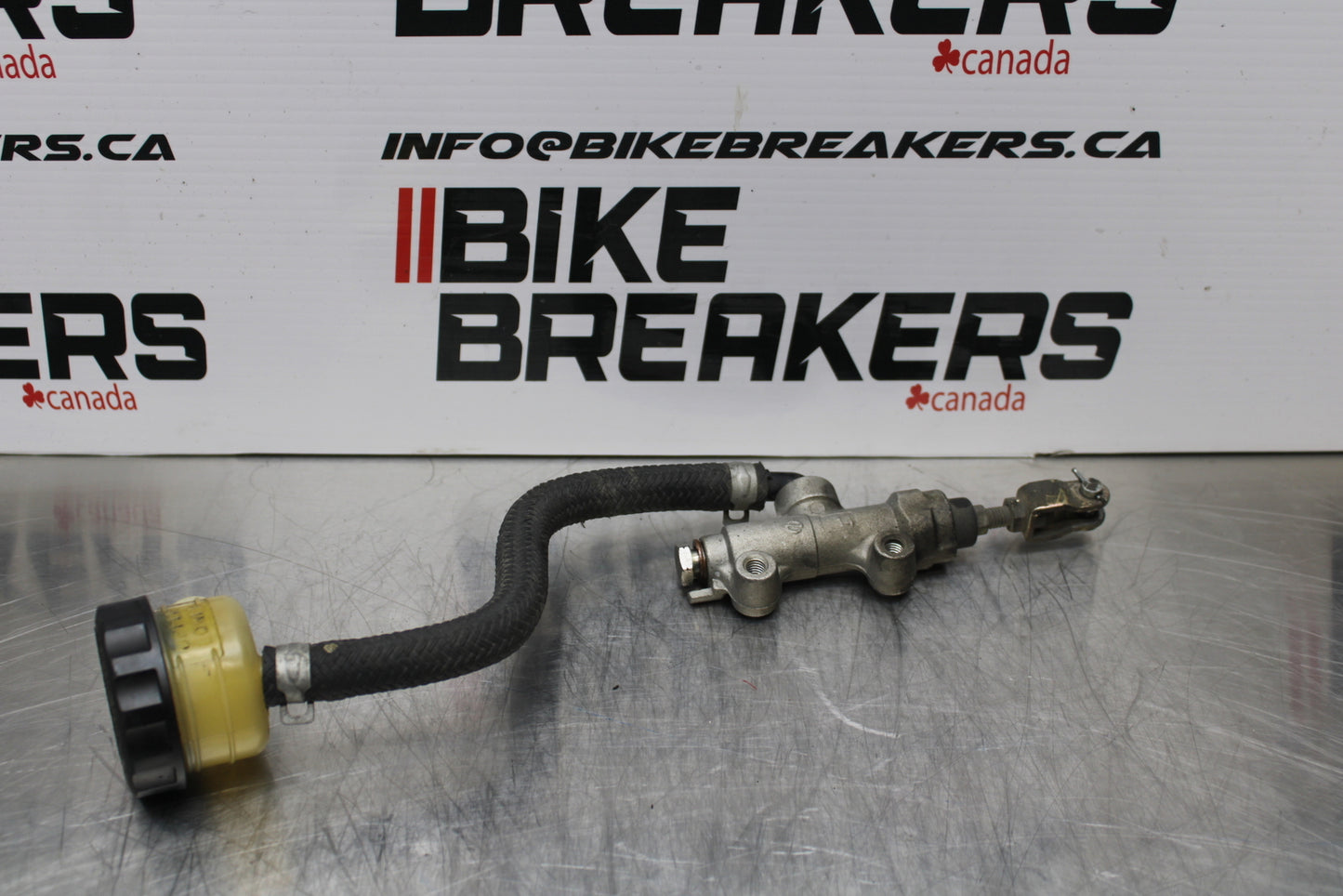 04-05 KAWASAKI NINJA ZX10R REAR BACK BRAKE MASTER CYLINDER W RESERVOIR BB163