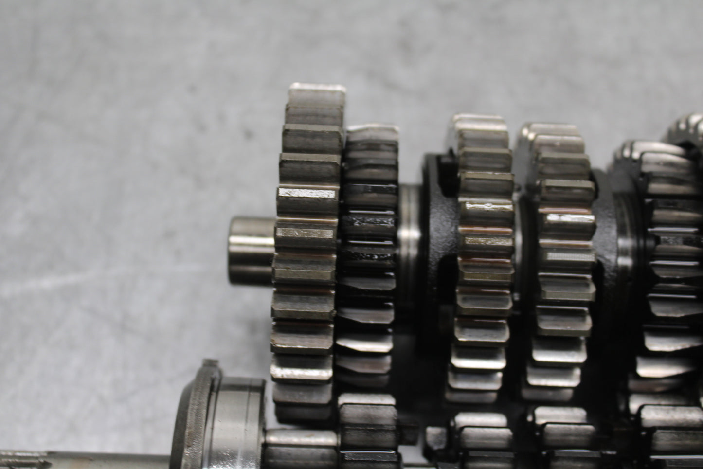 06 YAMAHA YZF R6 ENGINE MOTOR TRANSMISSION TRANNY GEARS BB716