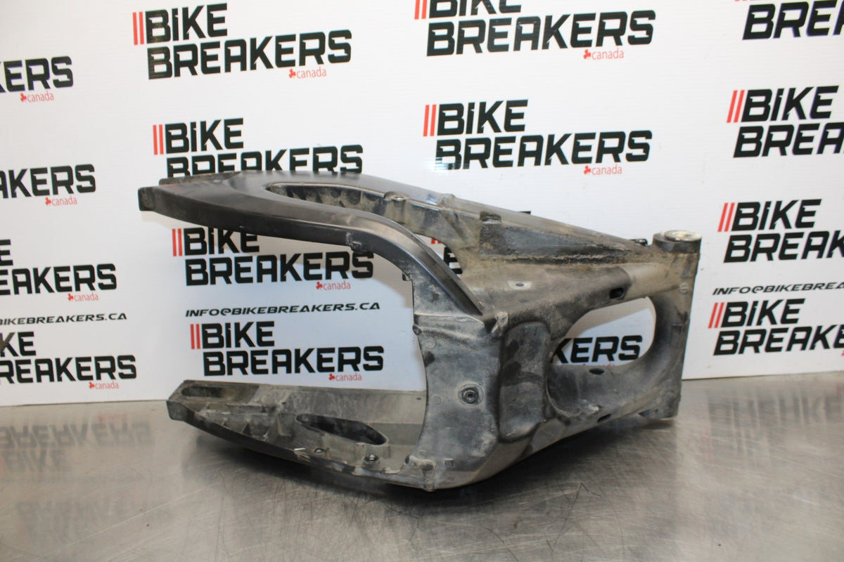 06-07 SUZUKI GSXR 600 REAR SWINGARM BACK SUSPENSION SWING ARM BB178