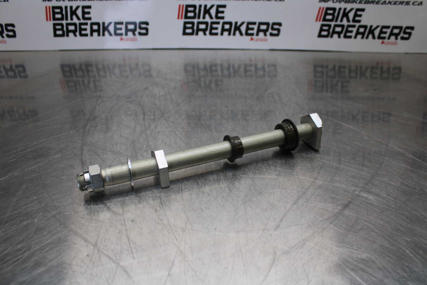 23-24 KAWASAKI NINJA ZX14R NEW!! REAR AXLE BACK WHEEL RIM PIVOT BOLT AXEL BB153