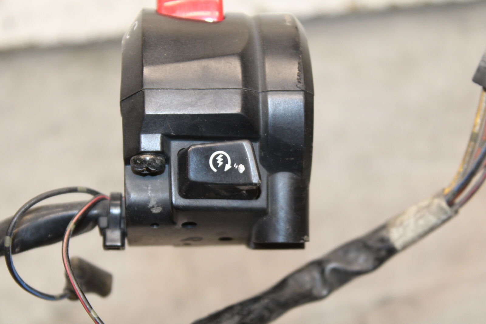 06-07 SUZUKI GSXR 600 RIGHT CLIP ON HANDLE KILL OFF START SWITCH SWITCHES BB737