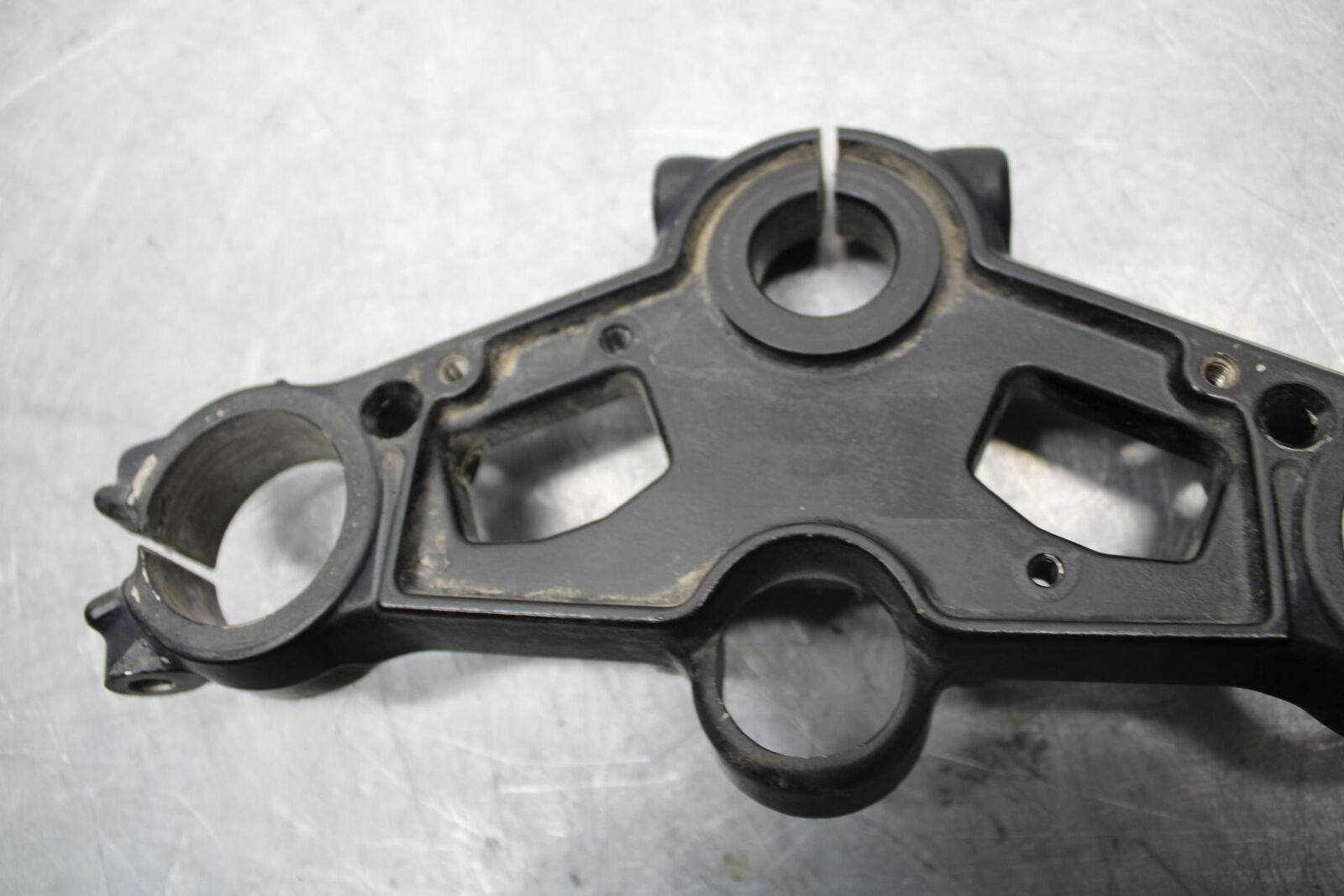 1984 Honda Interceptor 750 VF750F FORKS UPPER TRIPLE TREE CLAMP BB38