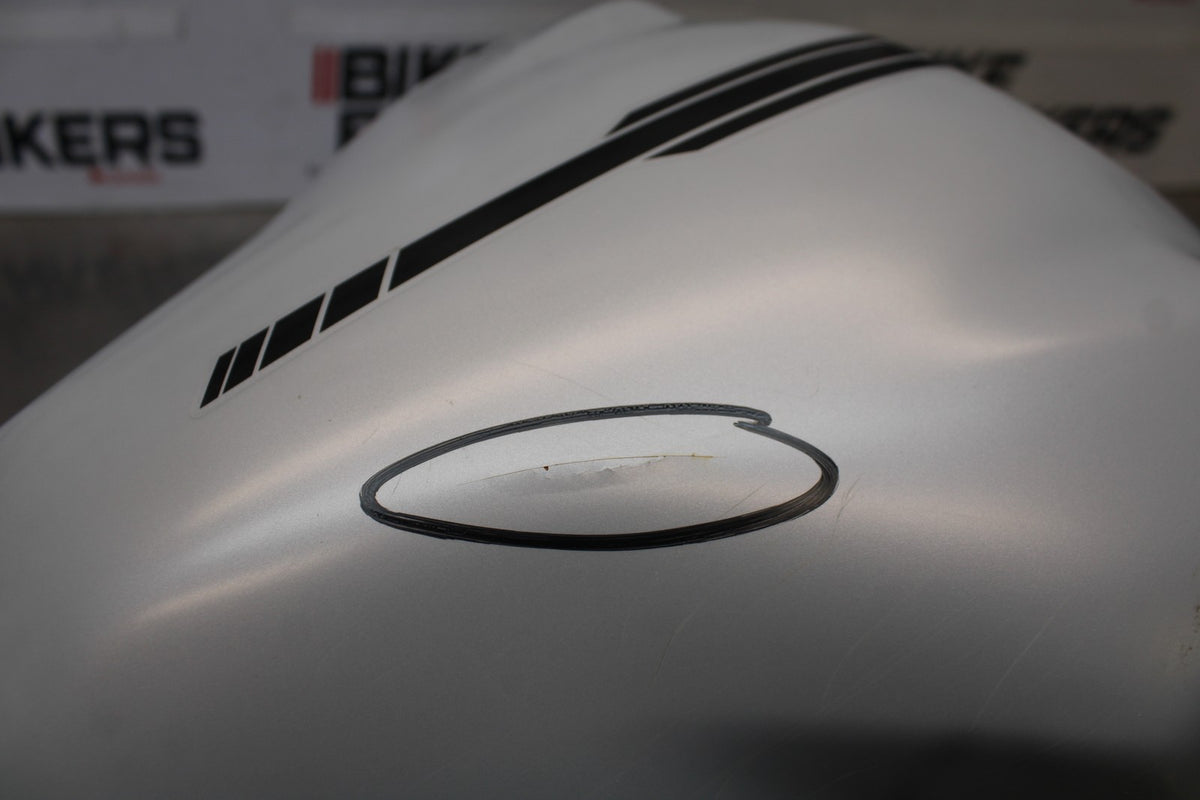 23-26 KAWASAKI NINJA ZX4RR GAS TANK FUEL CELL PETROL RESERVOIR BB898