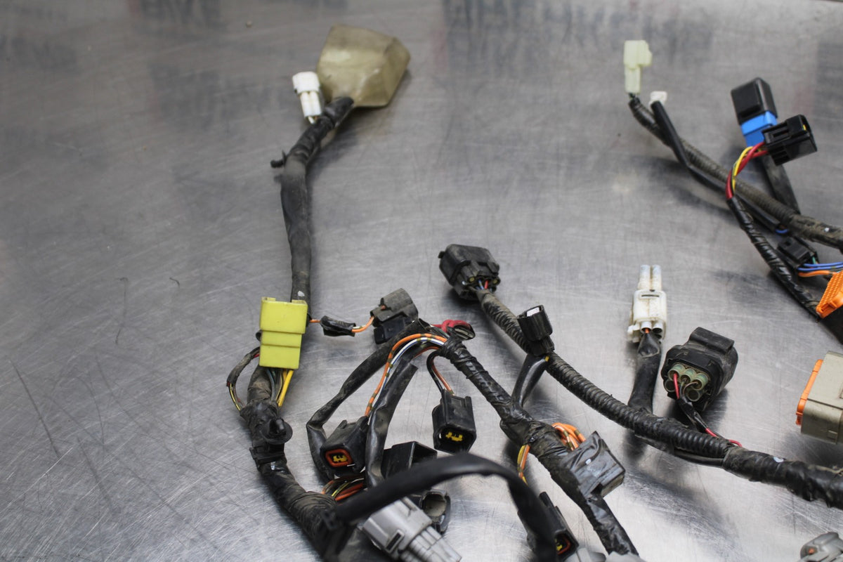 08-10 SUZUKI GSXR 600 MAIN ENGINE WIRING HARNESS MOTOR WIRE LOOM BB835