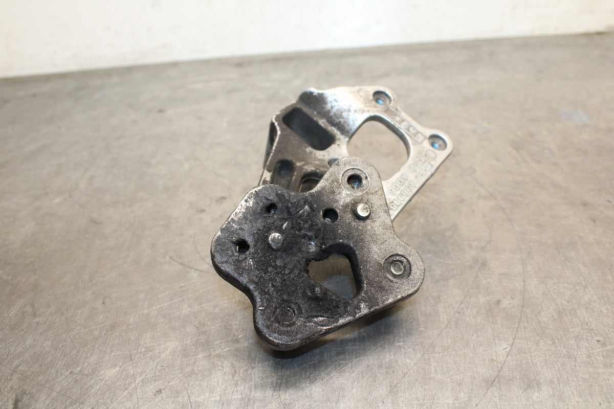 08-10 SUZUKI GSXR 600 LEFT REARSET REAR SET DRIVER FOOT PEG BRACKET MOUNT BB132