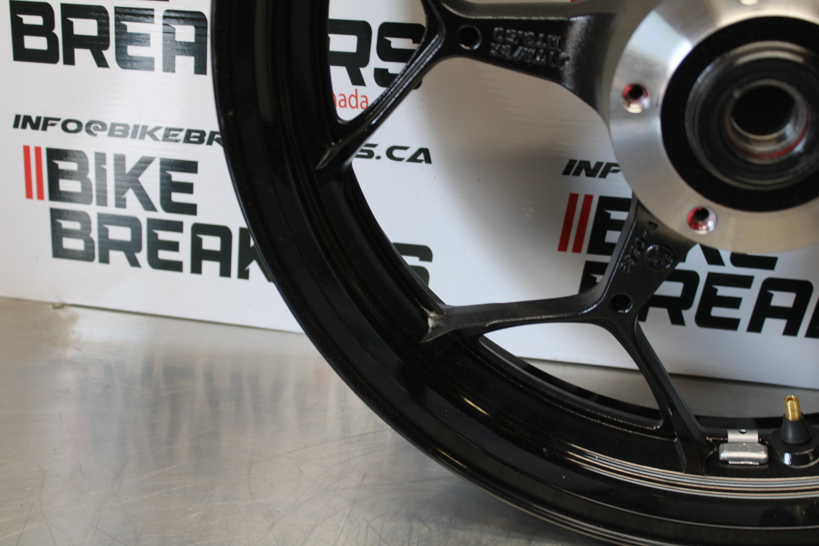 23-24 KAWASAKI NINJA ZX14R NEW!! FRONT WHEEL FRONT RIM BB757