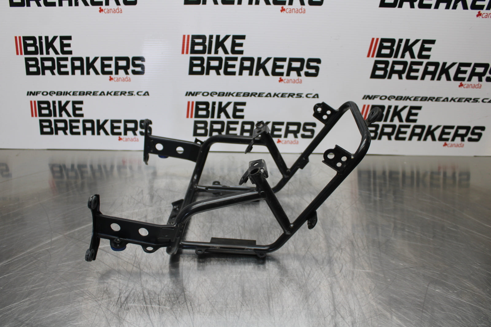 09 YAMAHA ROYAL STAR XVZ1300TF VENTURE UPPER FAIRING GAUGES STAY BRACKET  BB151