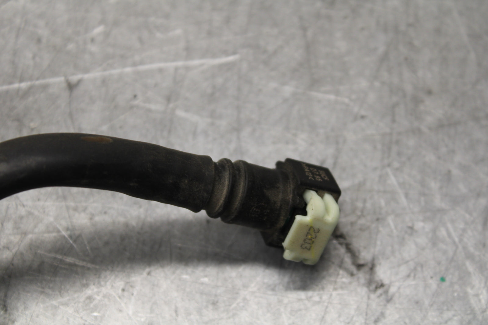 22-24 YAMAHA XSR900 FUEL HOSE GAS LINE TUBE PIPE BB683