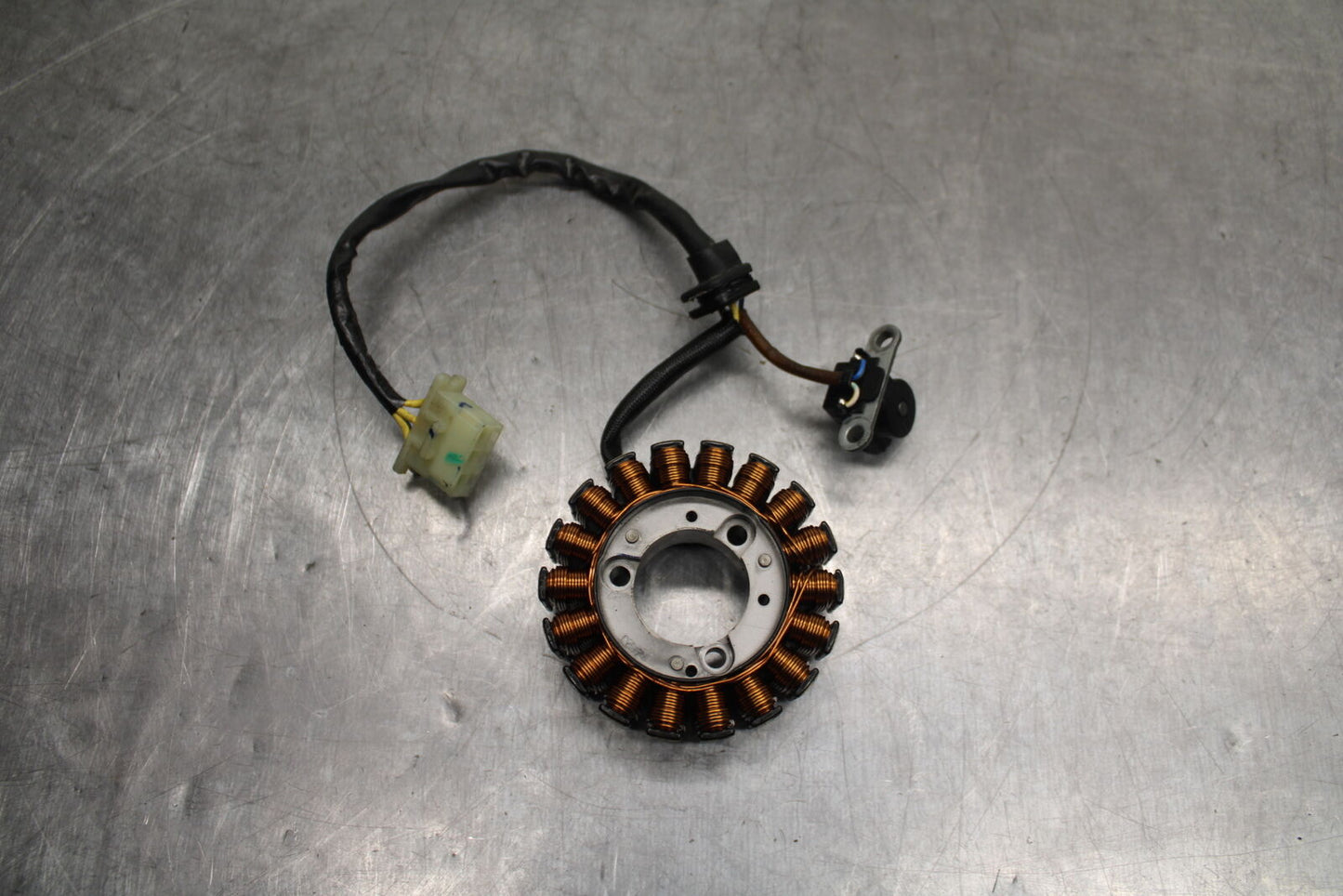 08 HONDA CBR125R STATOR GENERATOR ALTERNATOR MAGNETO BB114