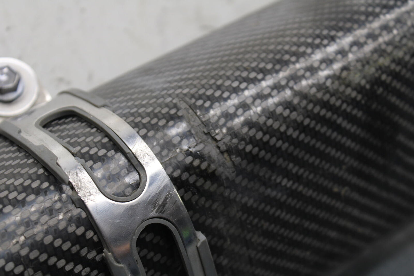 05-06 SUZUKI GSXR1000 YOSHIMURA EXHAUST PIPE MUFFLER SLIP ON CAN SILENCER BB677