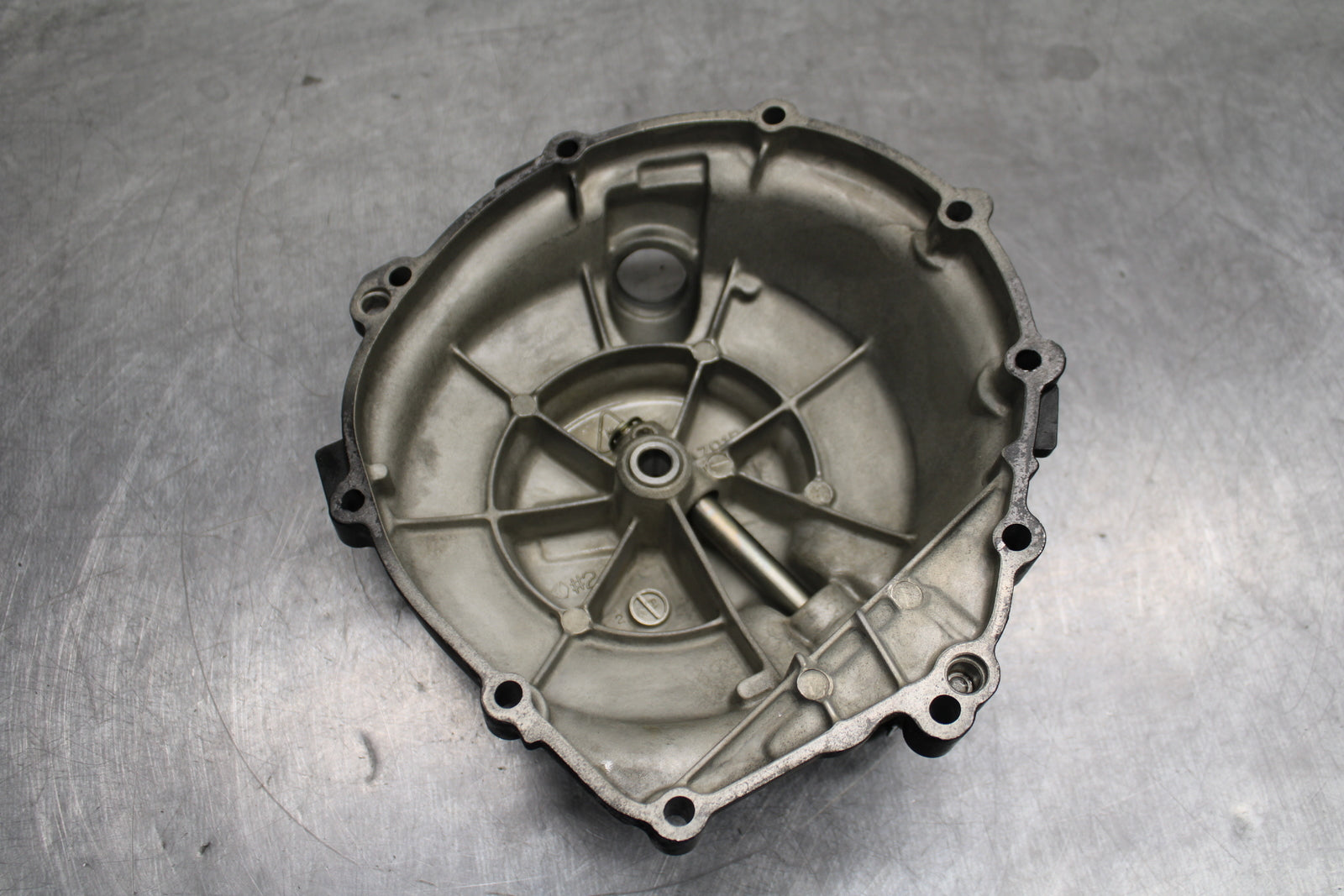 03-05 YAMAHA YZF R6  CLUTCH SIDE ENGINE MOTOR COVER BB132