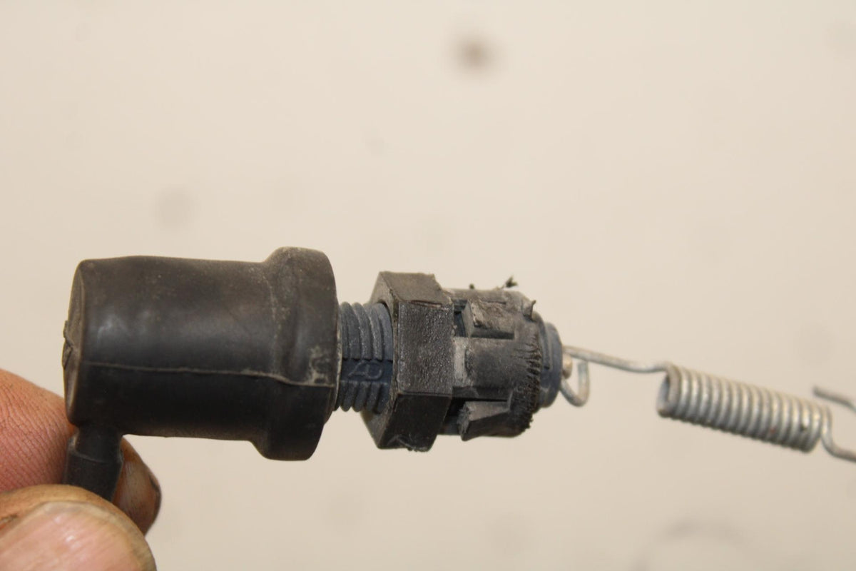 1998 Yamaha Vmax 1200 VMX1200 REAR BRAKE STOP SWITCH BB620