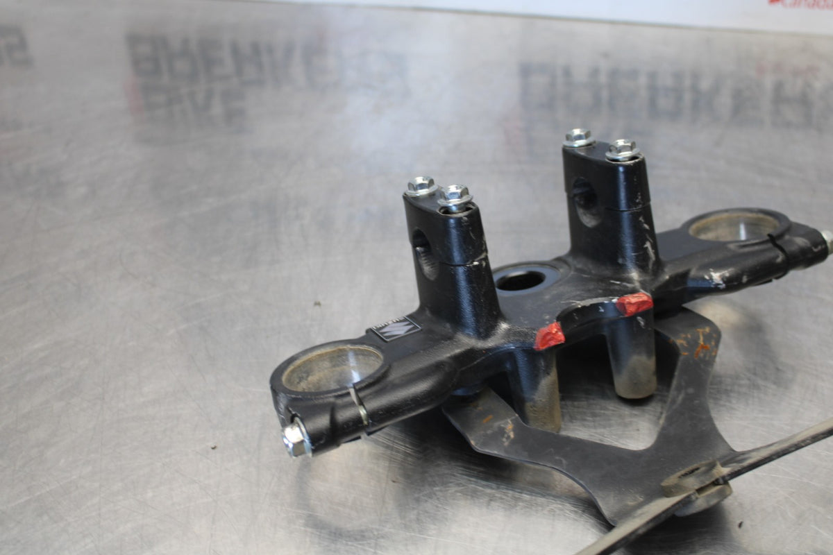 10 SUZUKI SV650 FORKS UPPER TRIPLE TREE CLAMP BB181