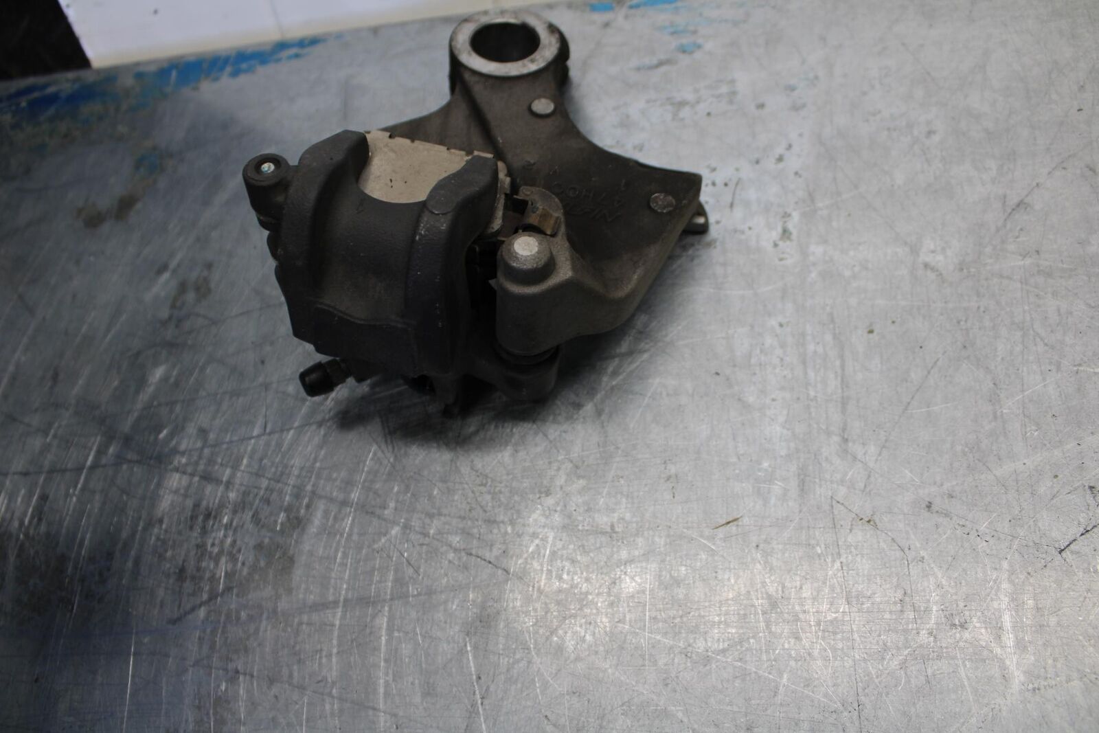11-17 SUZUKI GSXR750 REAR BACK BRAKE CALIPER BB417