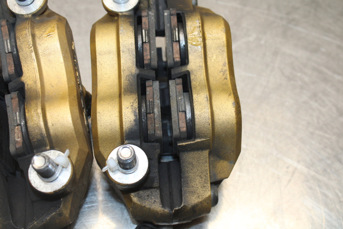 04-05 KAWASAKI NINJA ZX10R RIGHT LEFT FRONT BRAKE CALIPER SET  BB163