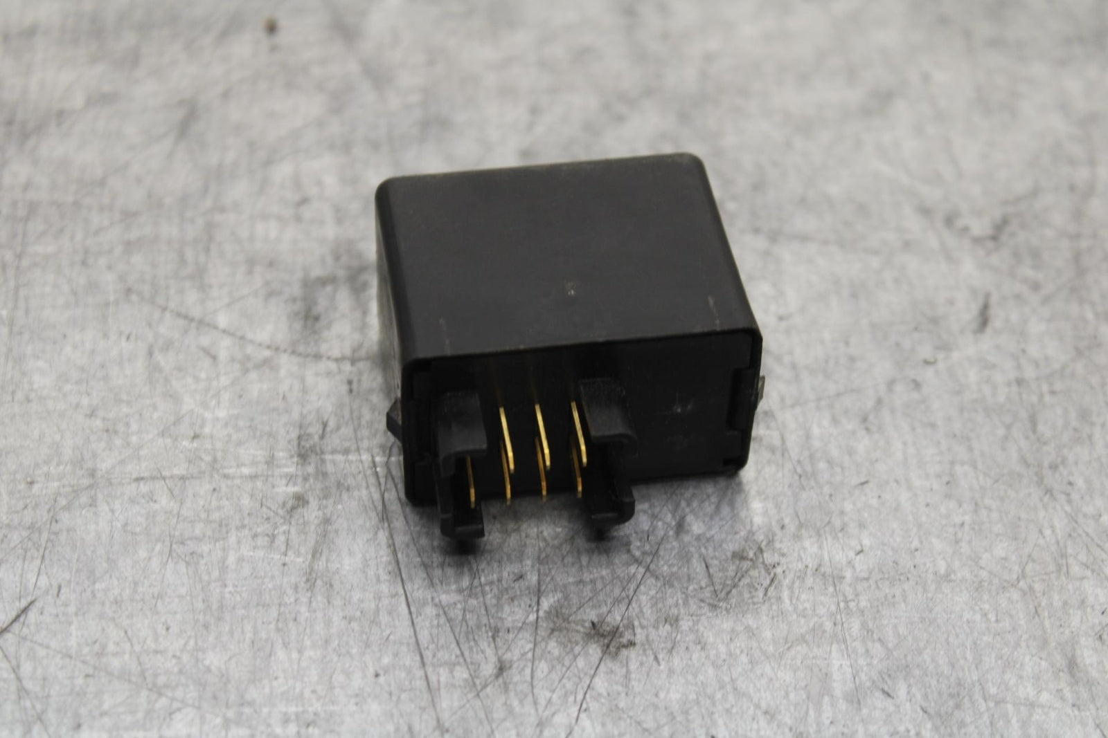 06-07 SUZUKI GSXR 600 750 TURN SIGNAL BLINKER RELAY FLASHER SWITCH BB98