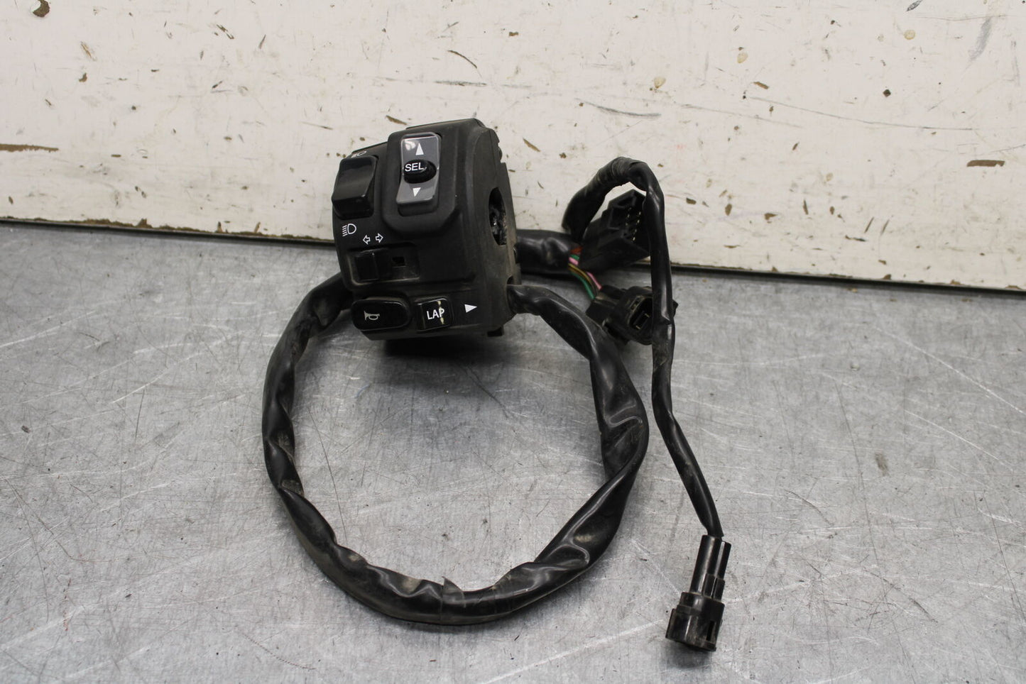 16 KAWASAKI NINJA ZX10R LEFT CLIP ON HANDLE HORN SIGNALS SWITCH SWITCHES  BB650