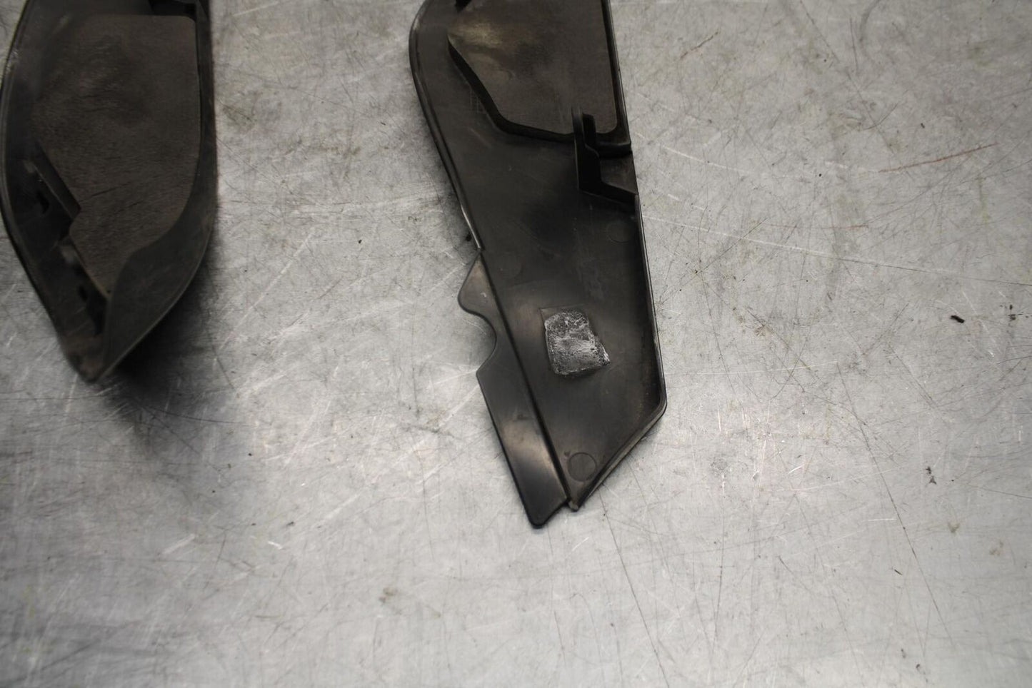 2007 Kawasaki Ninja ZX6R ZX600P RIGHT LEFT GAS FUEL TANK PANELS COVERS  BB47