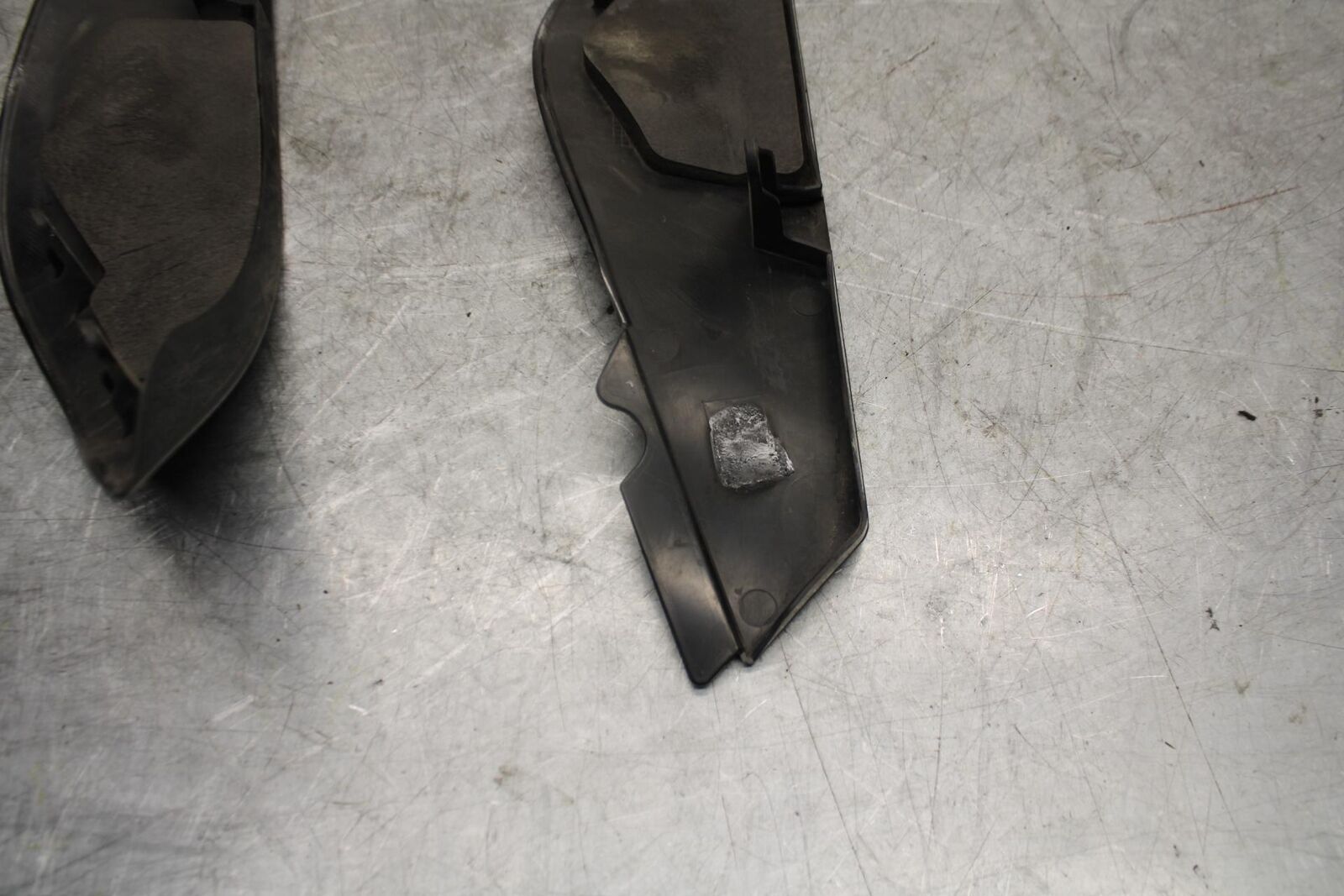 2007 Kawasaki Ninja ZX6R ZX600P RIGHT LEFT GAS FUEL TANK PANELS COVERS  BB47