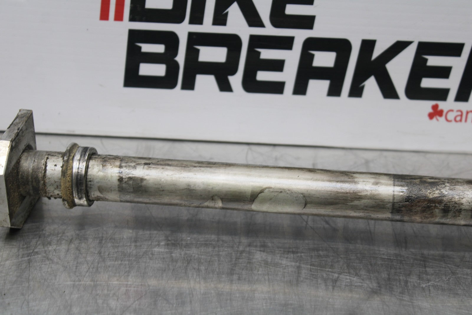 11-22 SUZUKI GSXR 600  REAR AXLE BACK WHEEL RIM PIVOT BOLT AXEL BB193