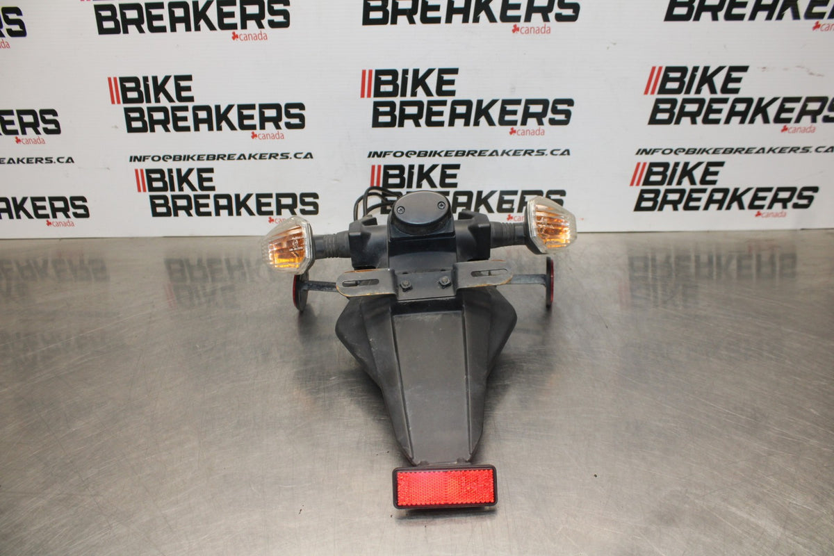 06-07 KAWASAKI NINJA 650R EX650A REAR BACK FENDER MUD GUARD BB774