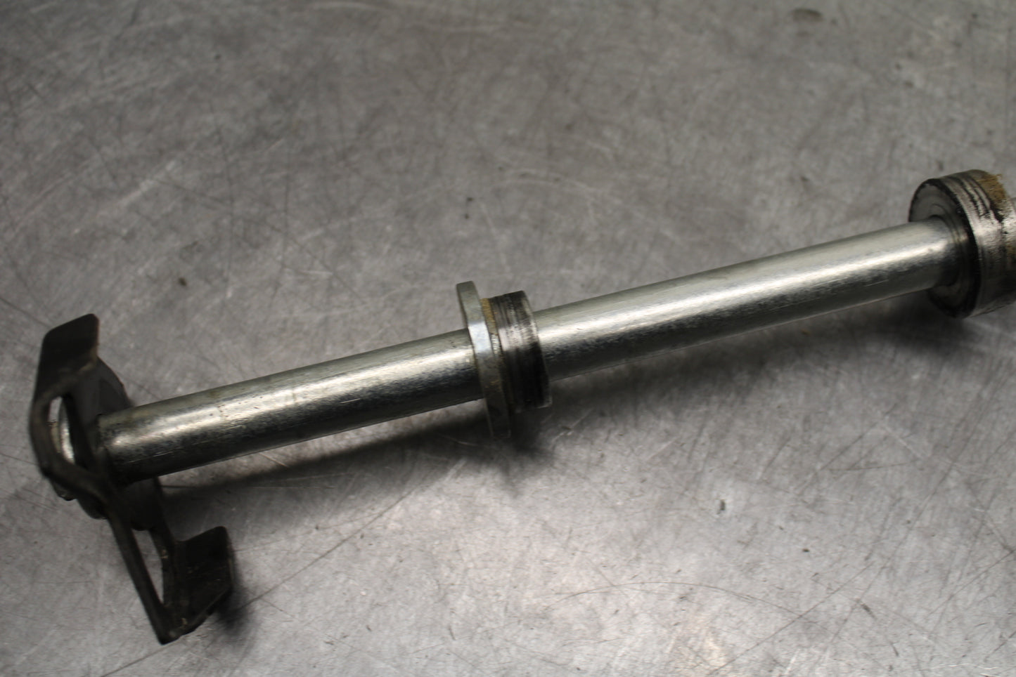 24 KAWASAKI NINJA 500 ABS REAR AXLE BACK WHEEL RIM PIVOT BOLT AXEL BB730