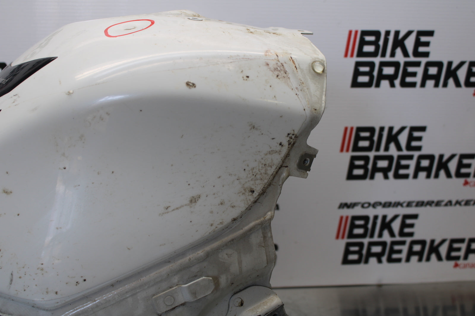 10-11 BMW S1000RR GAS TANK FUEL CELL PETROL RESERVOIR BB168
