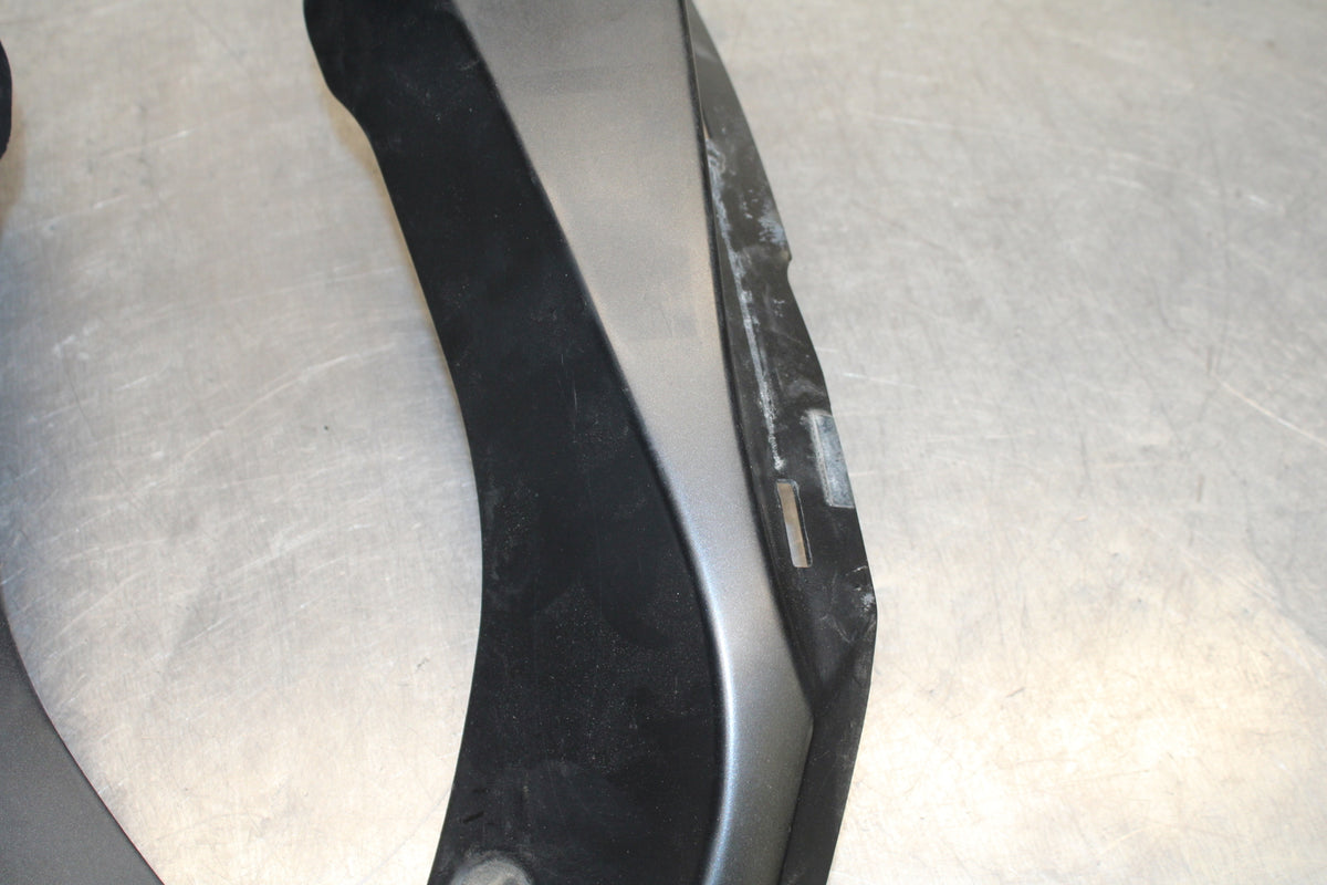 09 SUZUKI GSXR600 RIGHT LEFT FRONT DUCT COVERS PANELS COWLS BB759