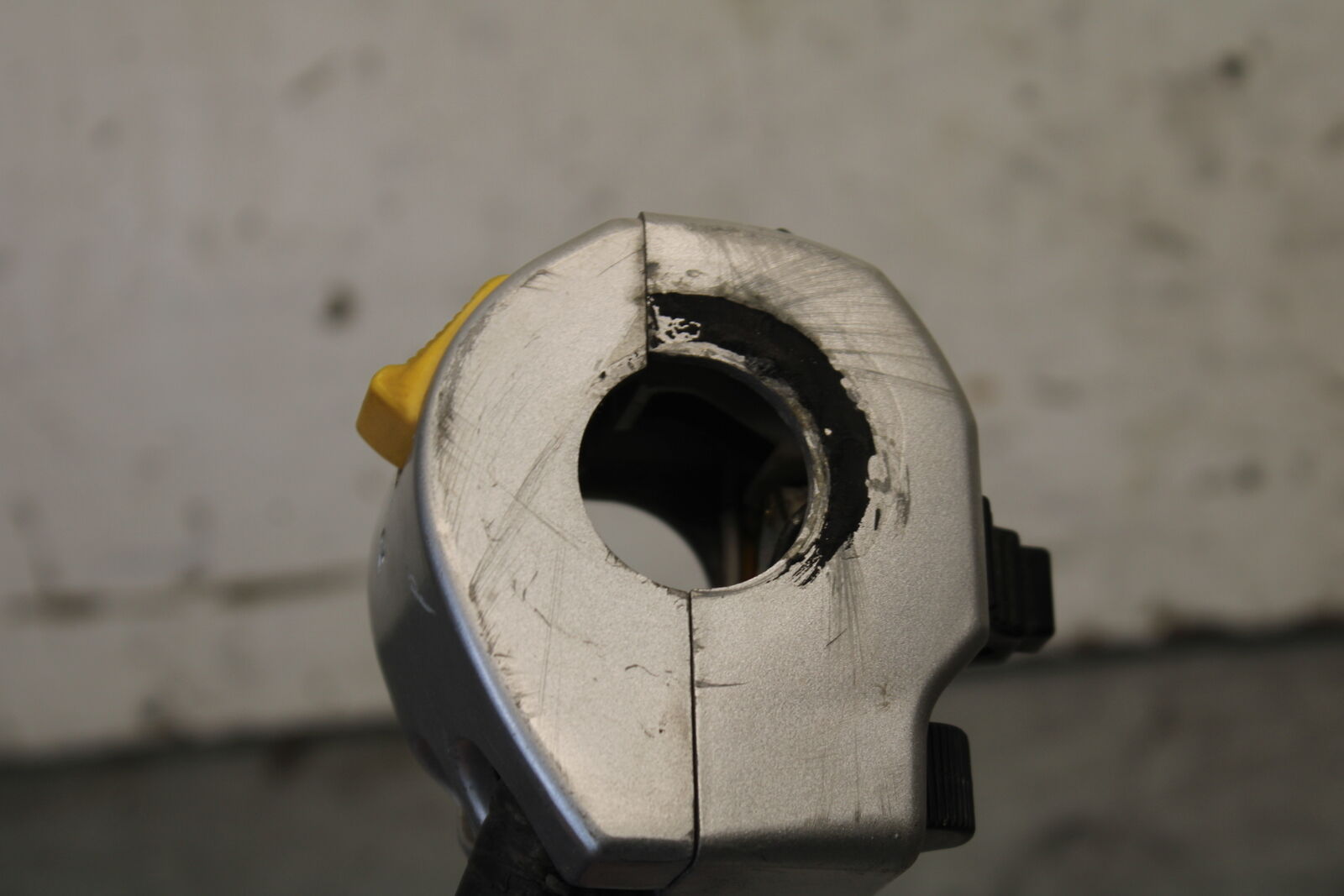 05-09 SUZUKI BOULEVARD C90 LEFT CLIP ON HANDLE HORN SIGNALS SWITCH BB692