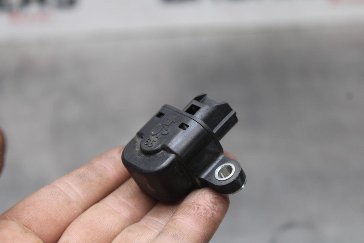 08 KAWASAKI NINJA ZX10R TIP OVER BANK ANGLE CRASH SENSOR SWITCH BB902