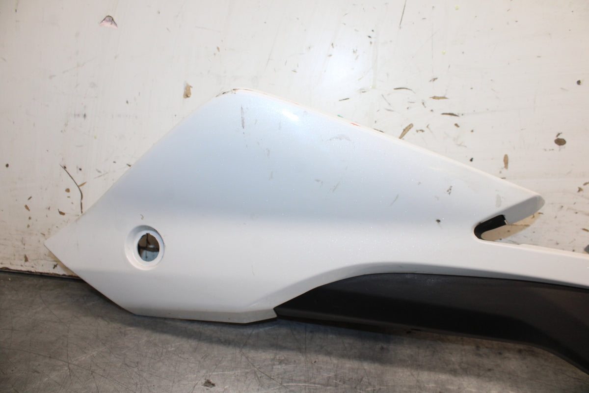 15-16 HONDA CB300F LEFT REAR BACK TAIL FAIRING COWL SHROUD BB740