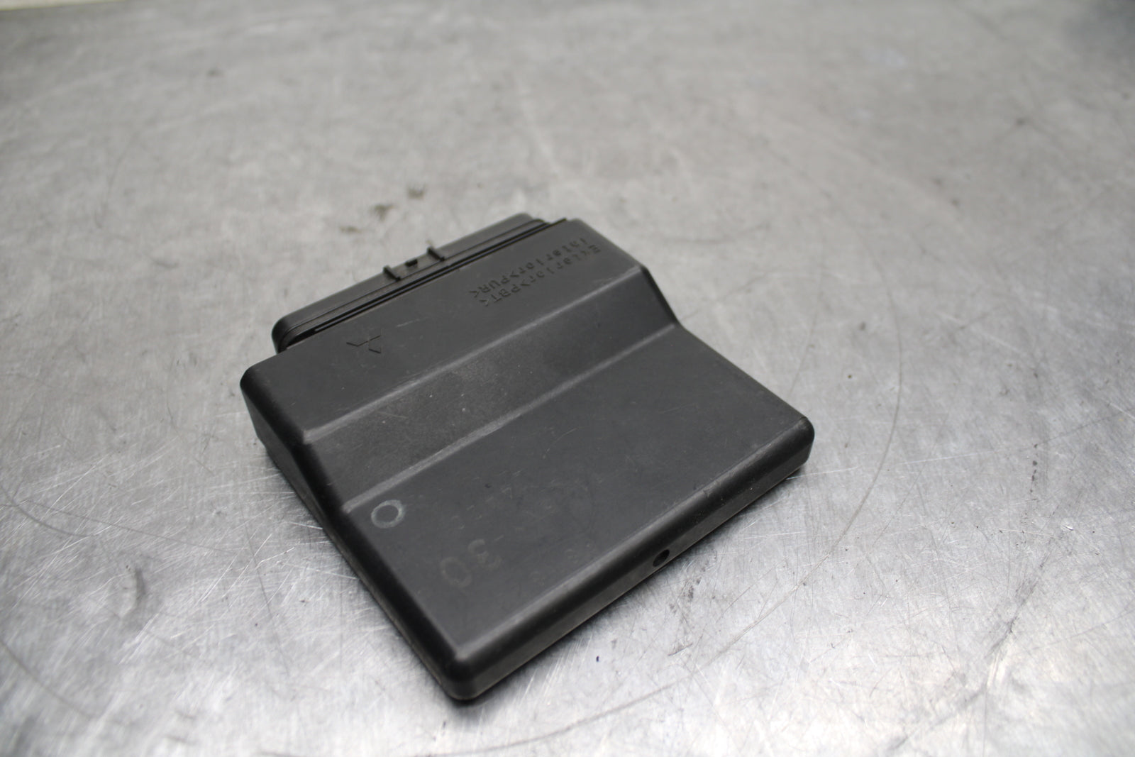 04-05 YAMAHA YZF R1 ECU COMPUTER CONTROLLER UNIT BLACK BOX ECM CDI BB131