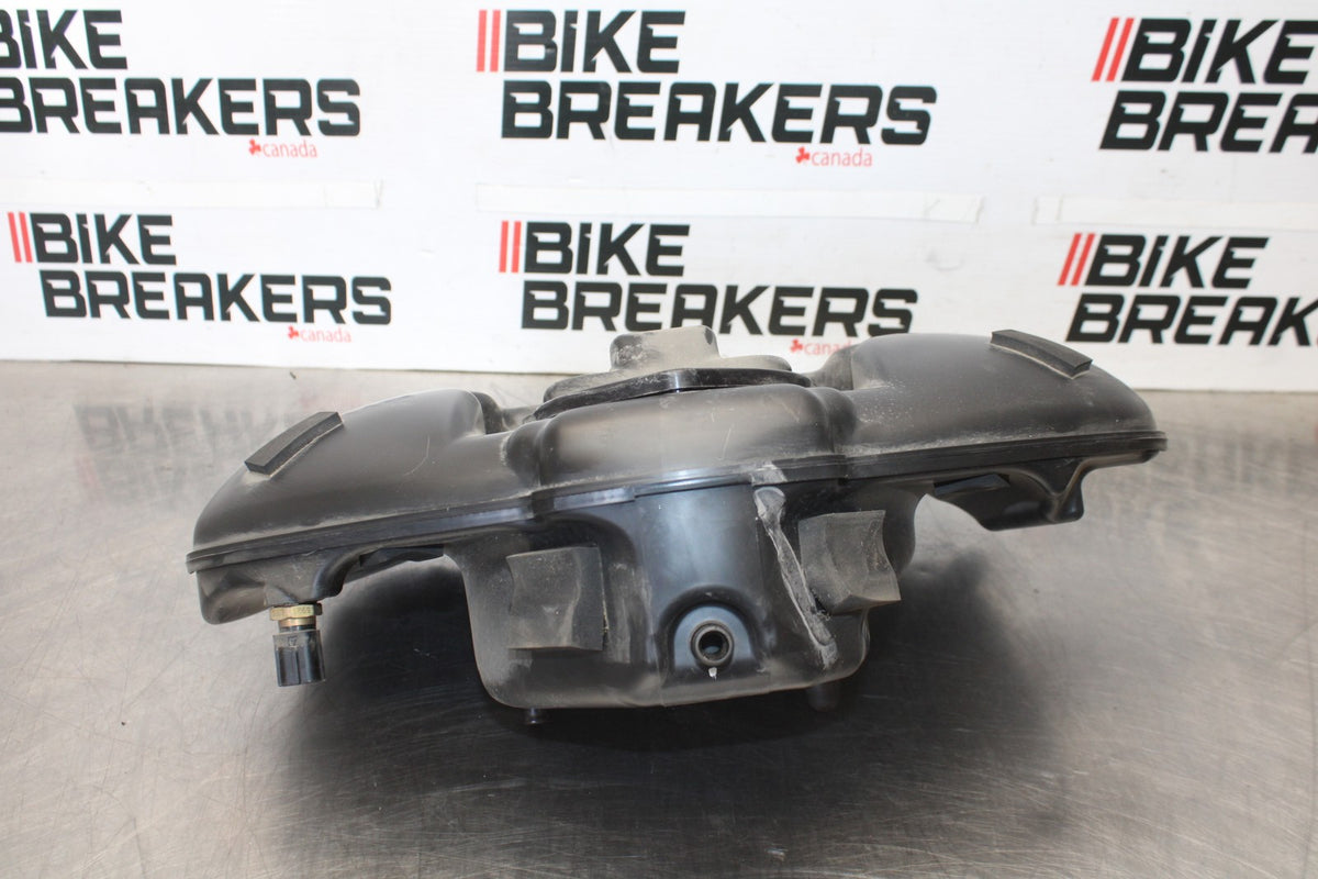 05-09 SUZUKI BOULEVARD C90 AIRBOX AIR INTAKE FILTER BOX BB918