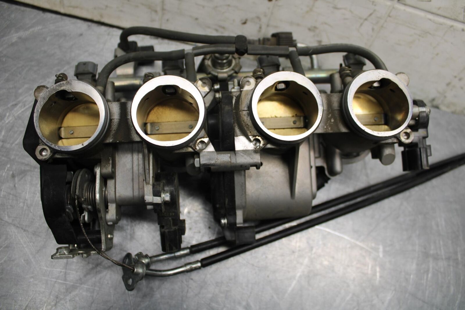 07-08 YAMAHA YZF R1 MAIN FUEL INJECTORS / THROTTLE BODIES BB483