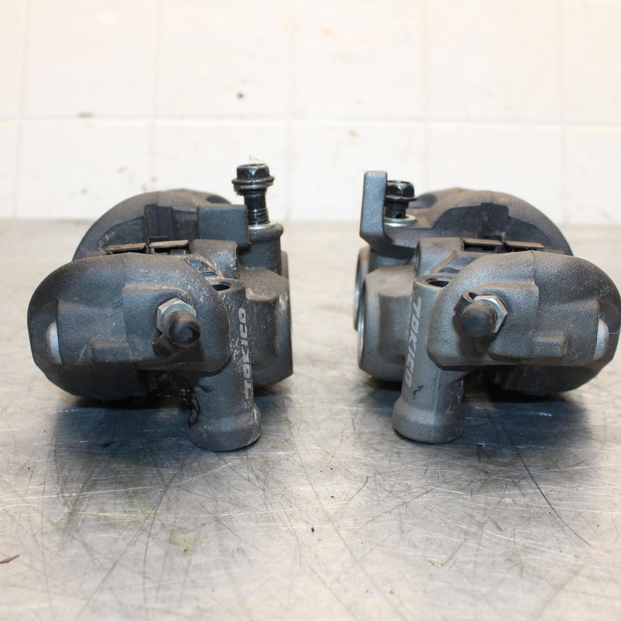 11-15 KAWASAKI ZX1000R RIGHT LEFT FRONT BRAKE CALIPER SET PAIR CALIPERS BB445