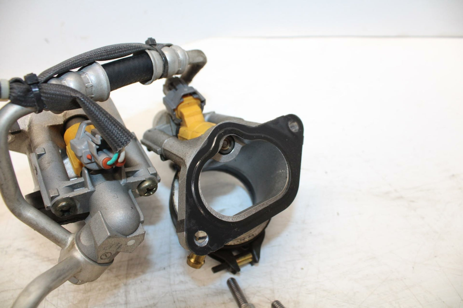 06 YAMAHA ROAD STAR XV1700PC WARRIOR INTAKE MANIFOLD INJECTOR BB262