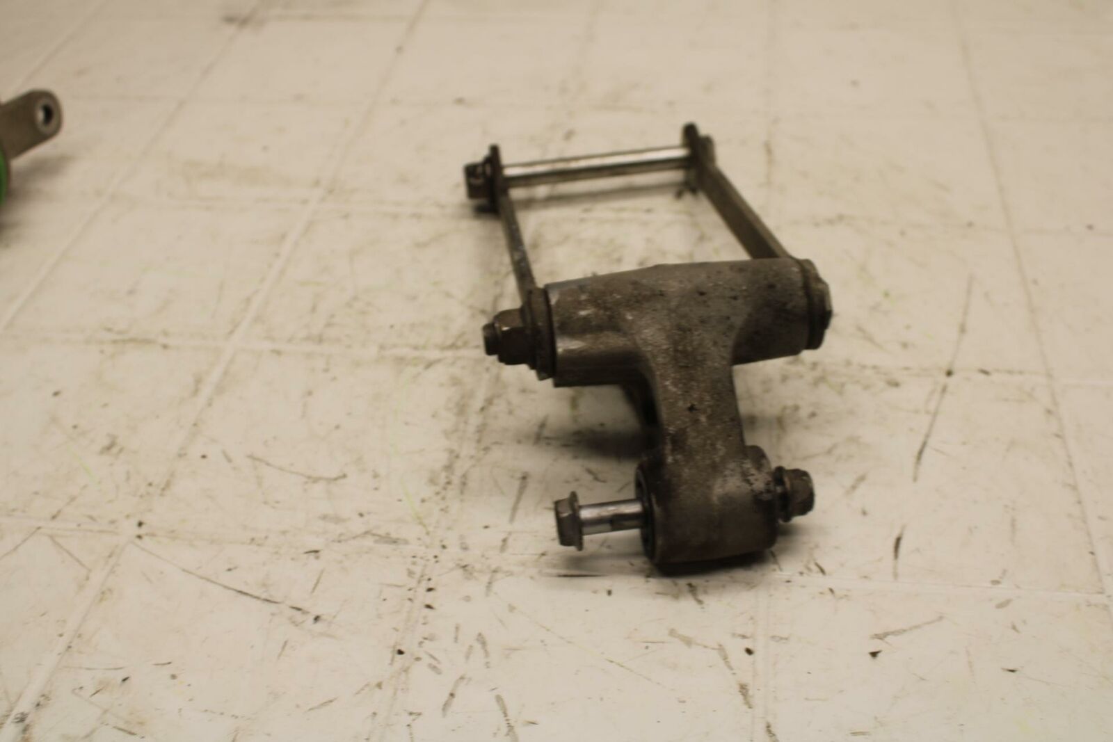 13-17 KAWASAKI NINJA ZX6R ZX636E REAR DOGBONE SHOCK LINKAGE LINK BB409