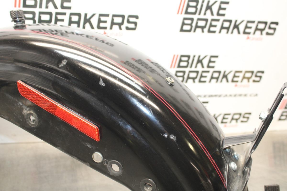 95-03 HARLEY-DAVIDSON SPORTSTER 1200 CUSTOM XL1200C REAR BACK WHEEL FENDER BB817