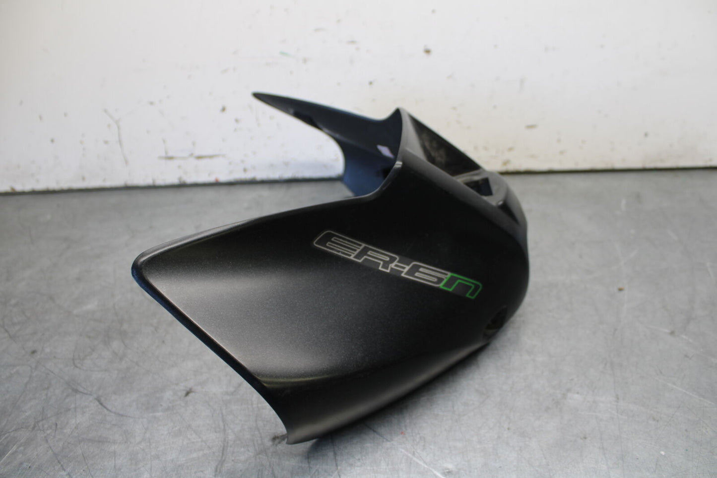 12-17 KAWASAKI ER-6N Z650 FRONT GAS TANK FUEL CELL FAIRING COWL COVER TRIM BB709