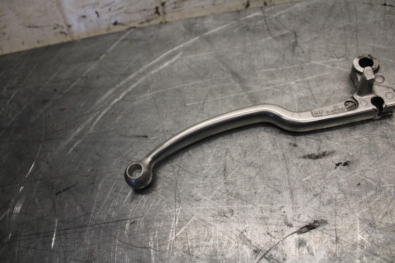 2008 Yamaha YZF R6 LEFT HANDLEBAR CLIPON CLUTCH LEVER 5EB-83912-03-00 BB521