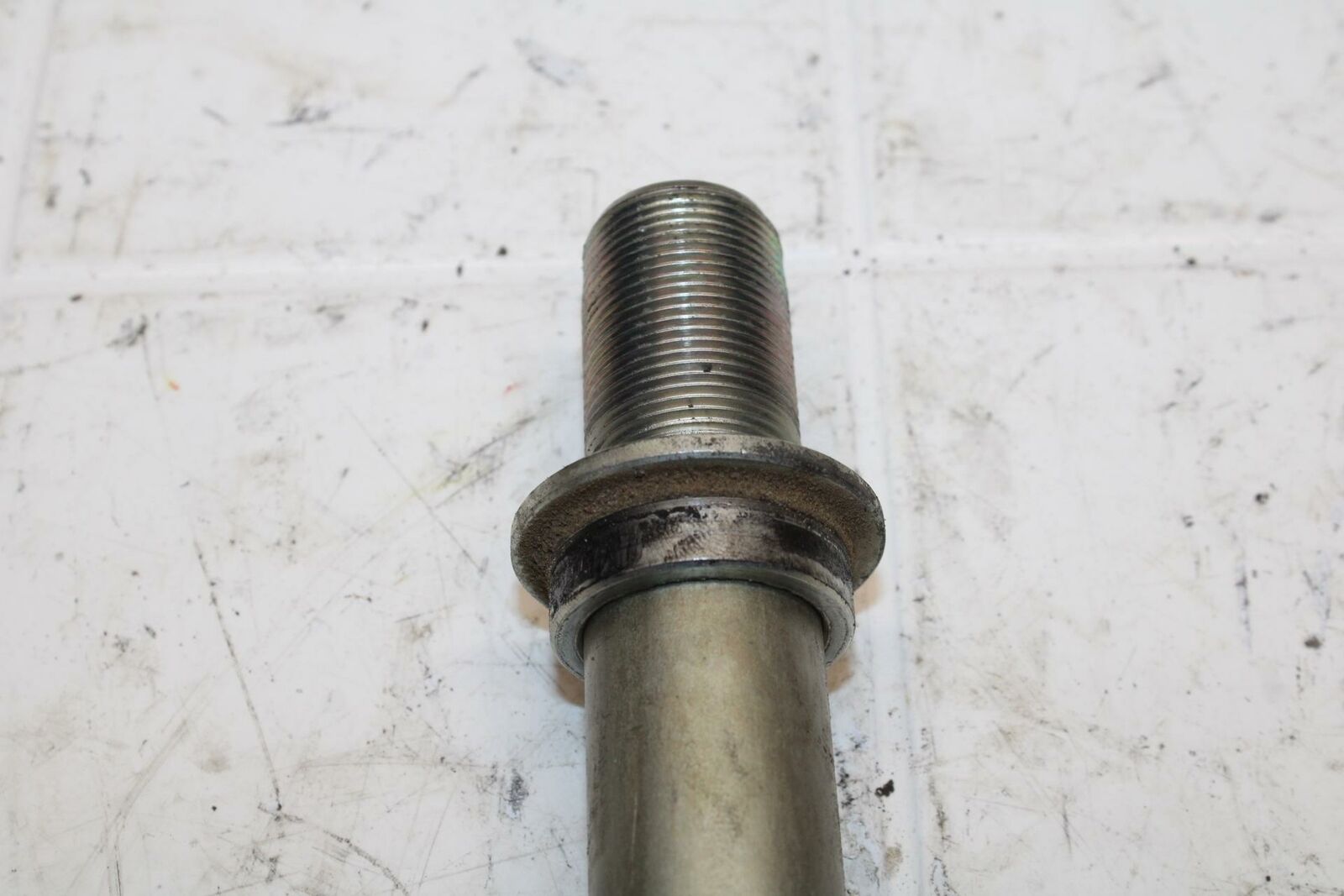 19-20 KAWASAKI NINJA ZX6R FRONT WHEEL RIM AXLE PIVOT BOLT BB407