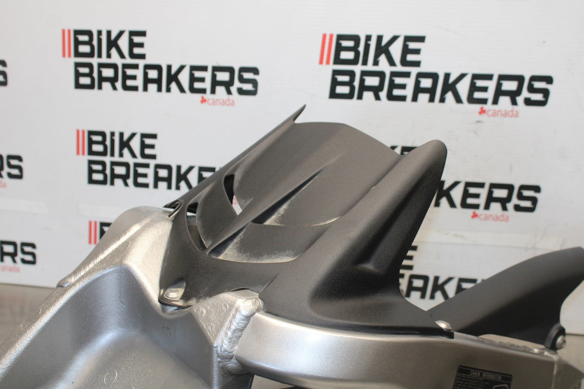 22 KAWASAKI NINJA ZX6R ZX636 ABS 40TH ANNIVERSARY REAR BACK SWINGARM BB911