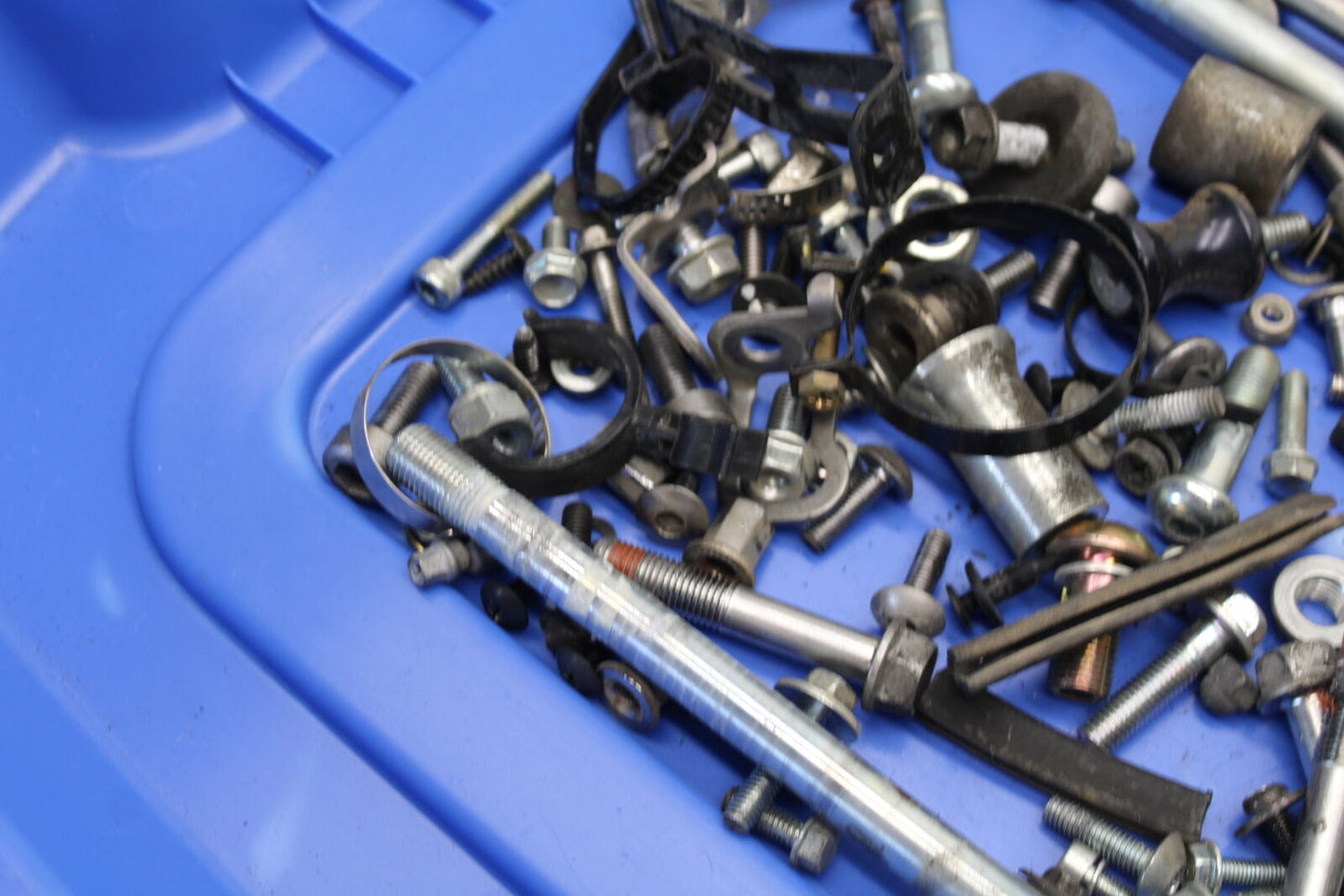 05-06 HONDA CBR600RR BOLTS HARDWARE BB655
